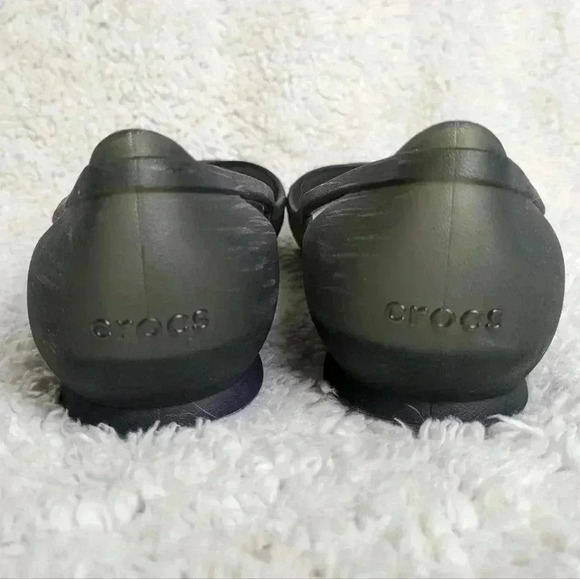 CROCS Flat ballet pointes toe shoes size 6 Women in Good used condition! - Picture 3 of 9